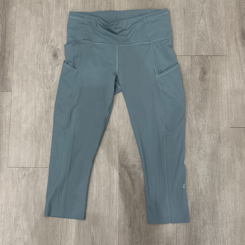 Lululemon Fast and Free HR Crop 19” size 8